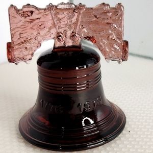 Vintage‎ 70s Mosser bicentennial celebration amethyst glass liberty bell statue
